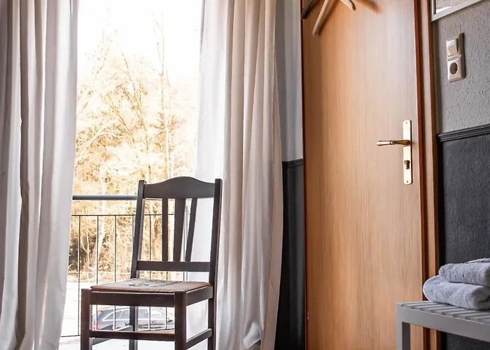 Zur Hilter Muehle Han/Misafirhane Lathen